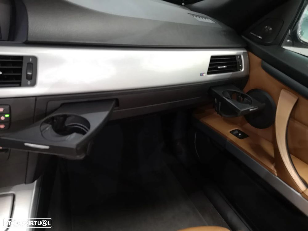 BMW 320 d Cabrio - 37