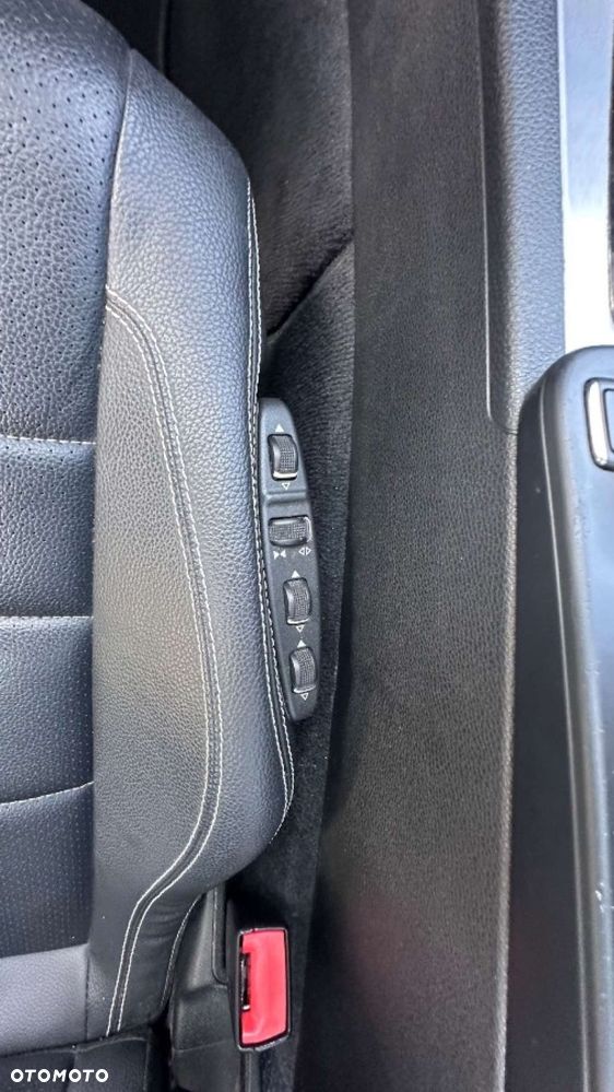 Mercedes-Benz Klasa E - 30