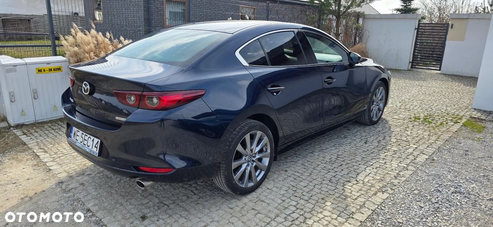 Mazda 3 2.0 mHEV Hikari - 4