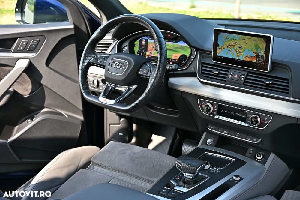 Audi Q5 55 TFSIe quattro S tronic S line business - 32