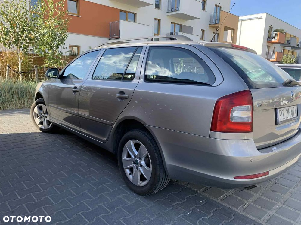 Skoda Octavia 1.8 T FSI Ambiente - 3