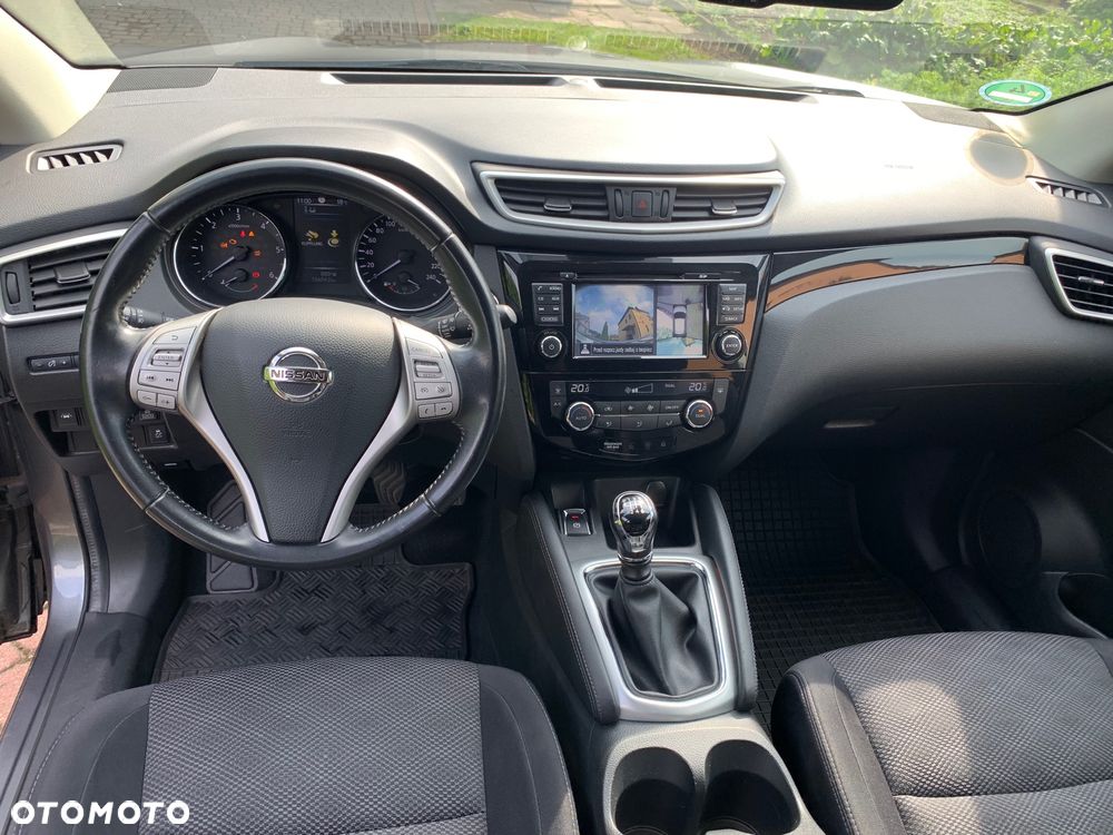 Nissan Qashqai 1.6 DCi 4x4 N-Connecta - 17