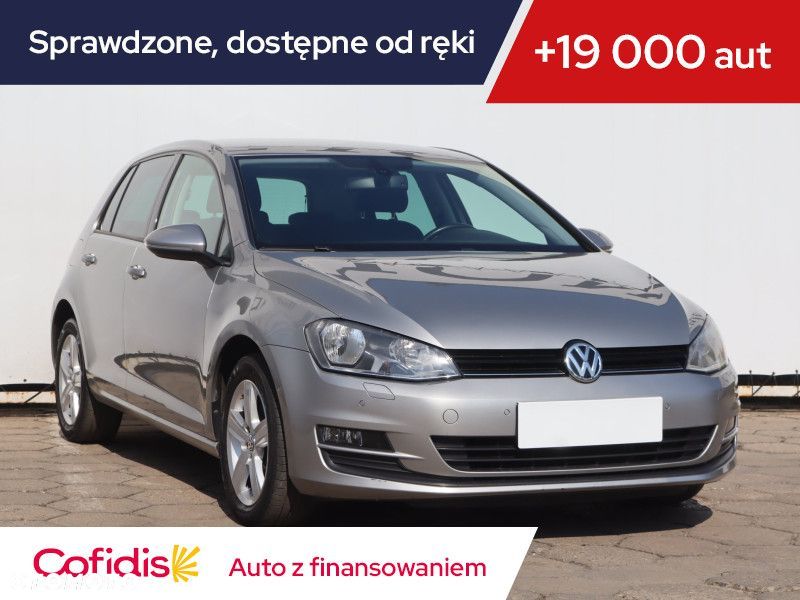 Volkswagen Golf - 2