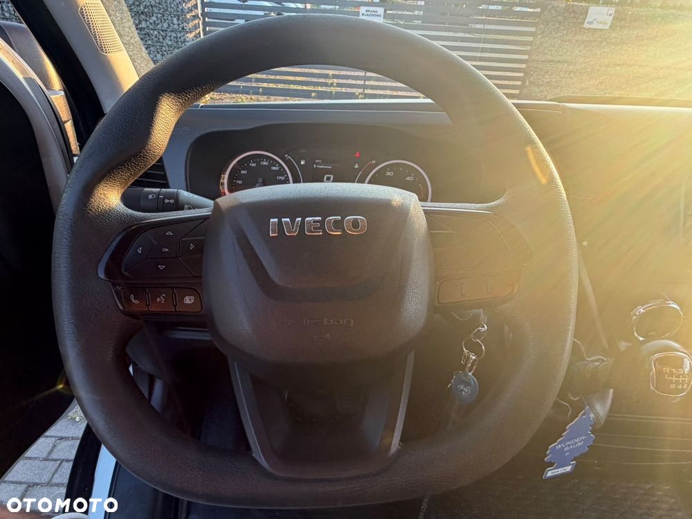 Iveco 35S16 - 16