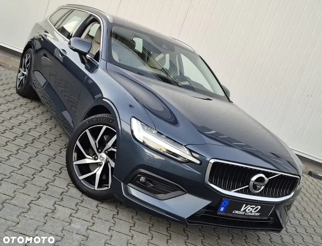 Volvo V60 T5 GPF Momentum - 22