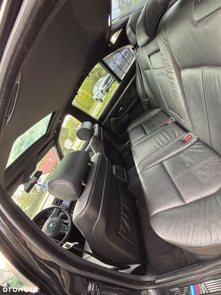 BMW Seria 5 - 8