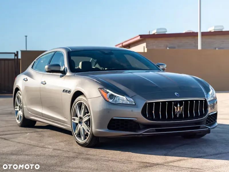 Maserati Quattroporte - 7