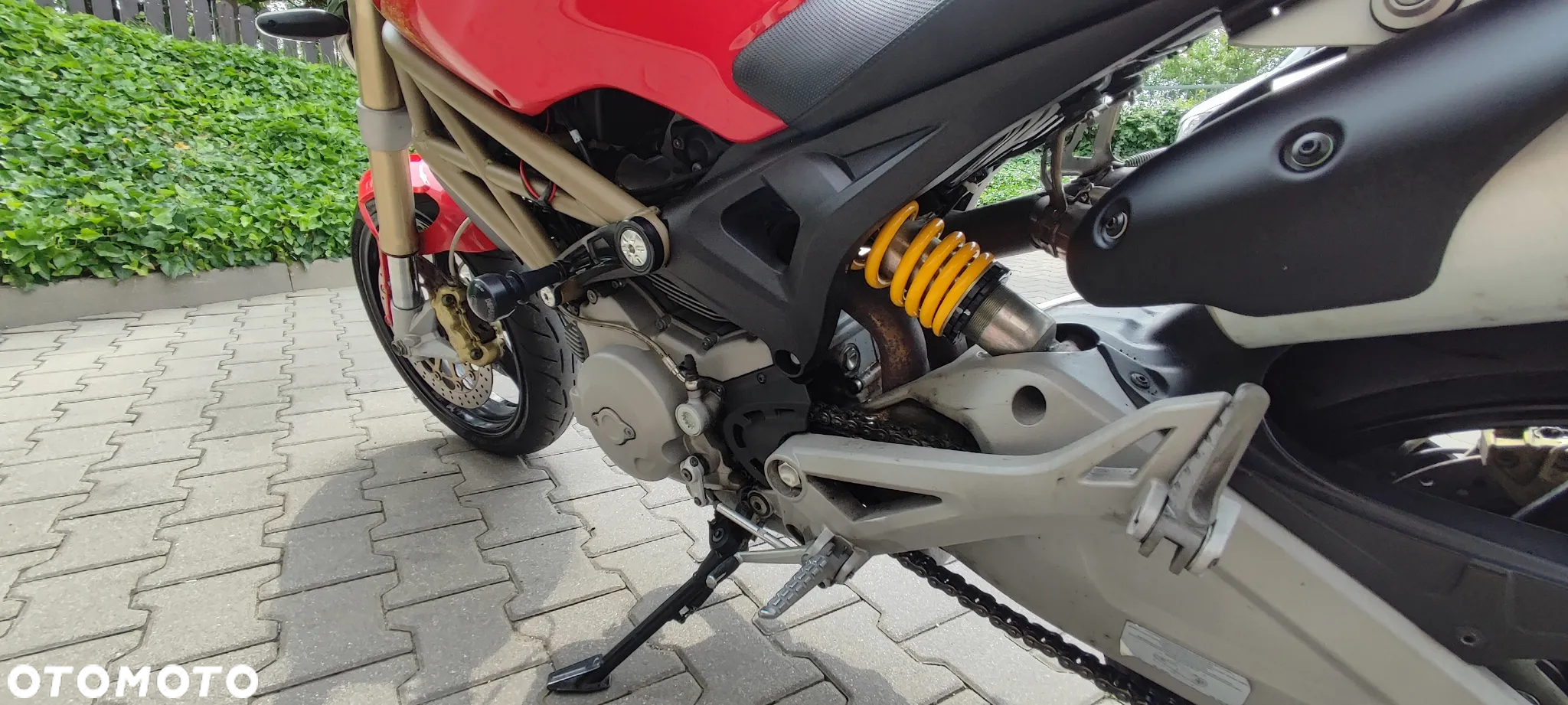 Ducati Monster - 13