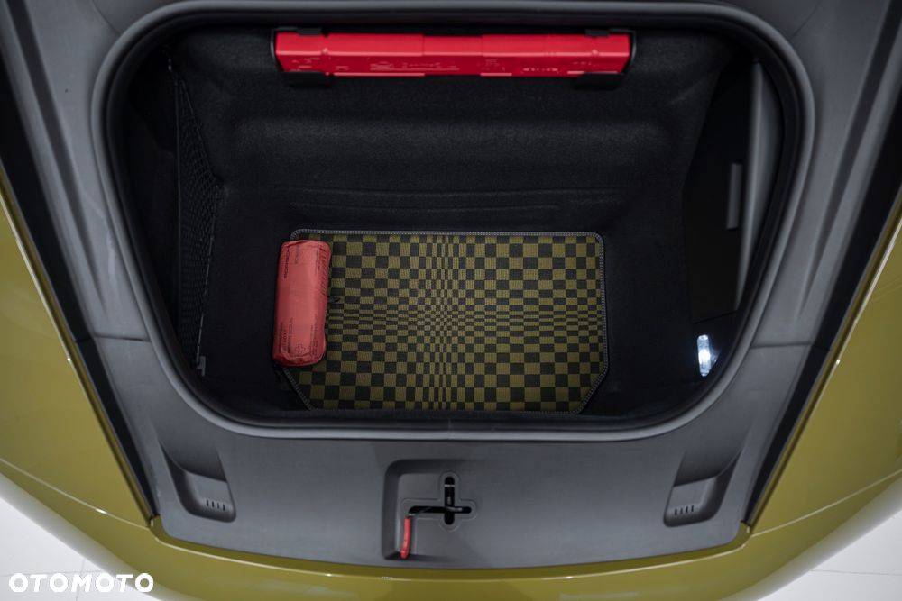 Porsche Carrera GT - 33