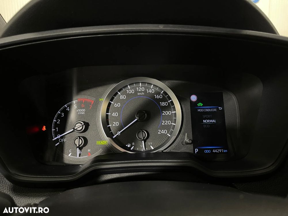 Toyota Corolla 1.8 HSD Eco - 23
