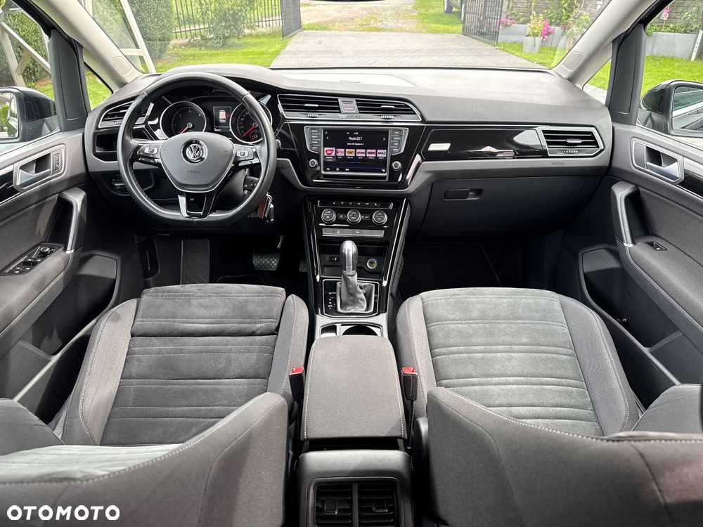 Volkswagen Touran 2.0 TDI SCR DSG Highline - 10