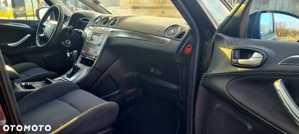 Ford S-Max 2.3 Titanium - 21