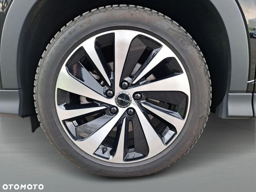 BYD Seal U - 18