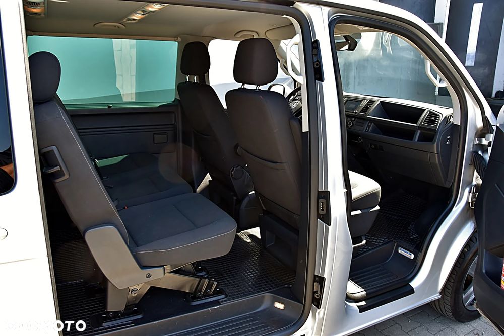 Volkswagen Caravelle 2.0 TDI L2 Comfortline DSG - 27