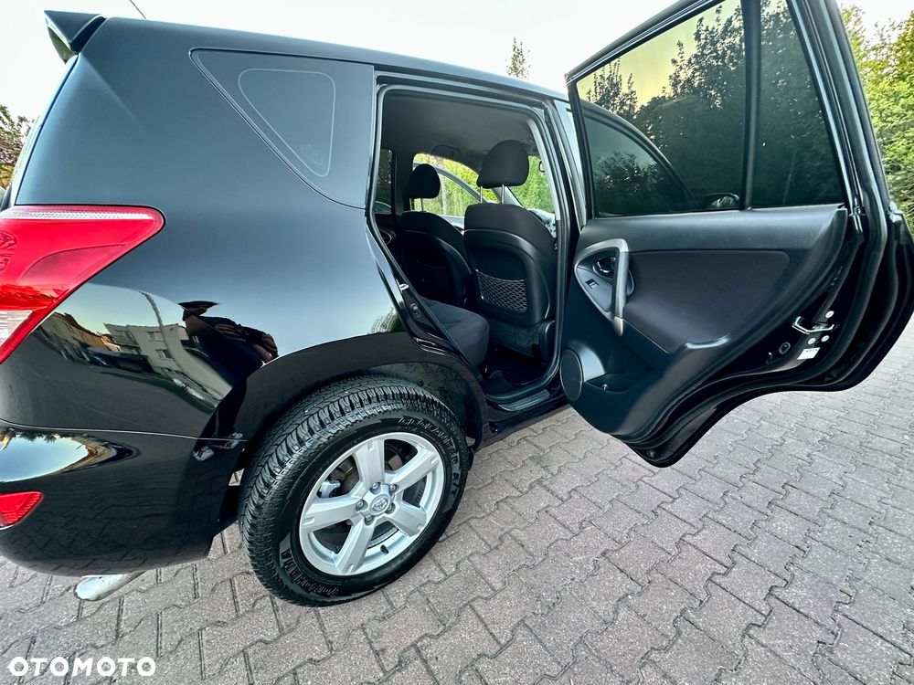Toyota RAV4 2.0 VVT-i Premium - 14