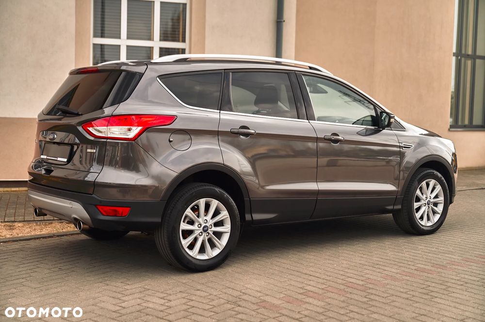 Ford Kuga 1.6 EcoBoost 2x4 Titanium - 11