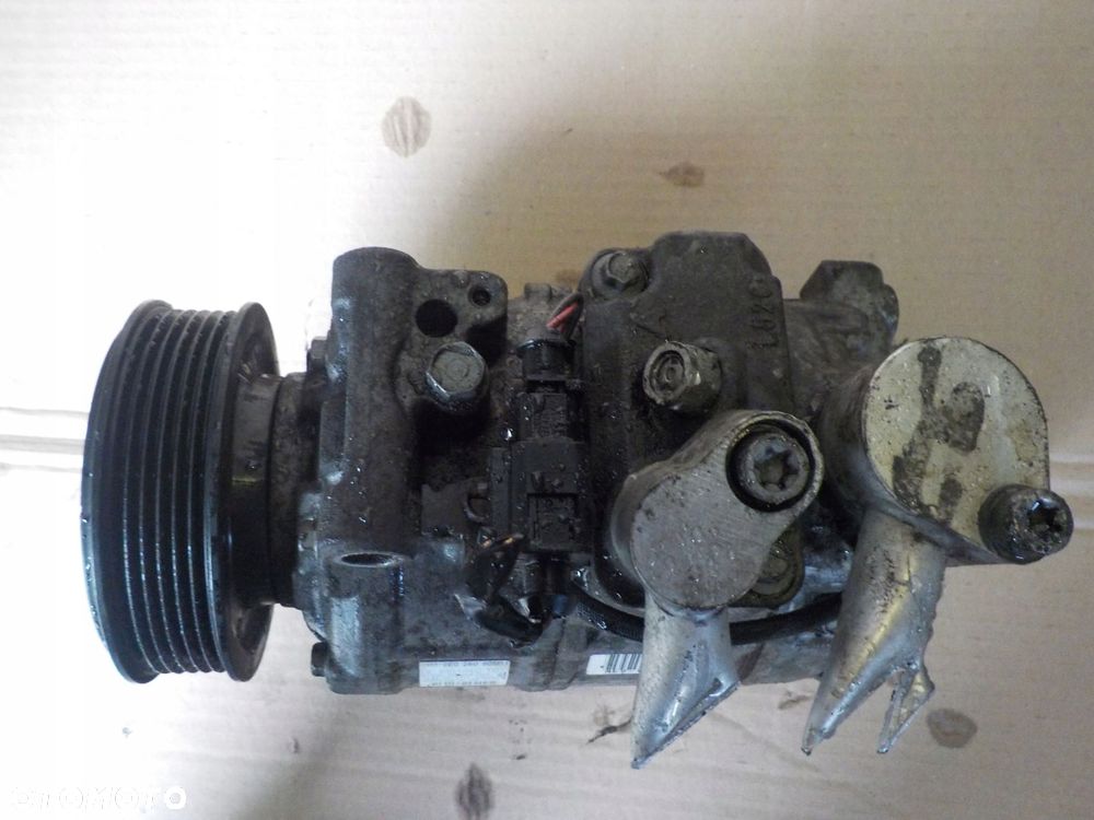 AUDI A4 B6 1.8 2.0 TFSI SPRĘŻARKA POMPA KLIMATYZACJI 8E0260805BJ - 2
