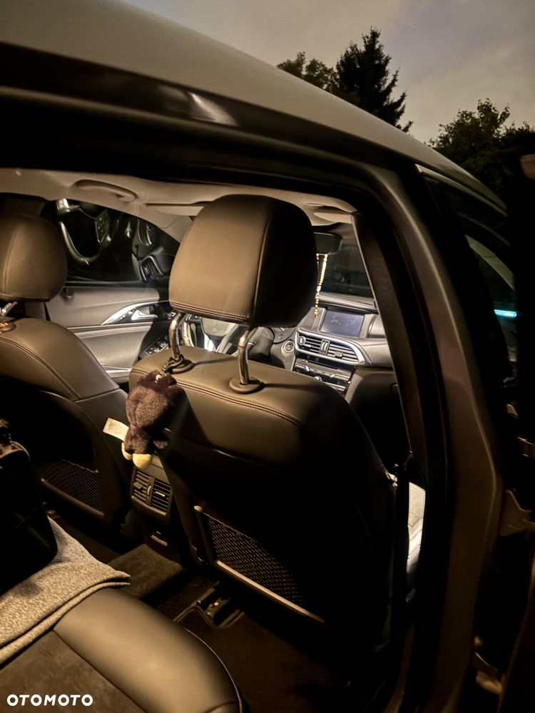 Infiniti Q30 - 9