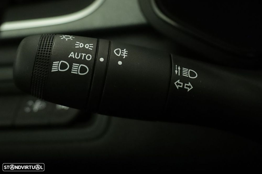 Renault Captur 1.0 TCe Techno Bi-Fuel - 16