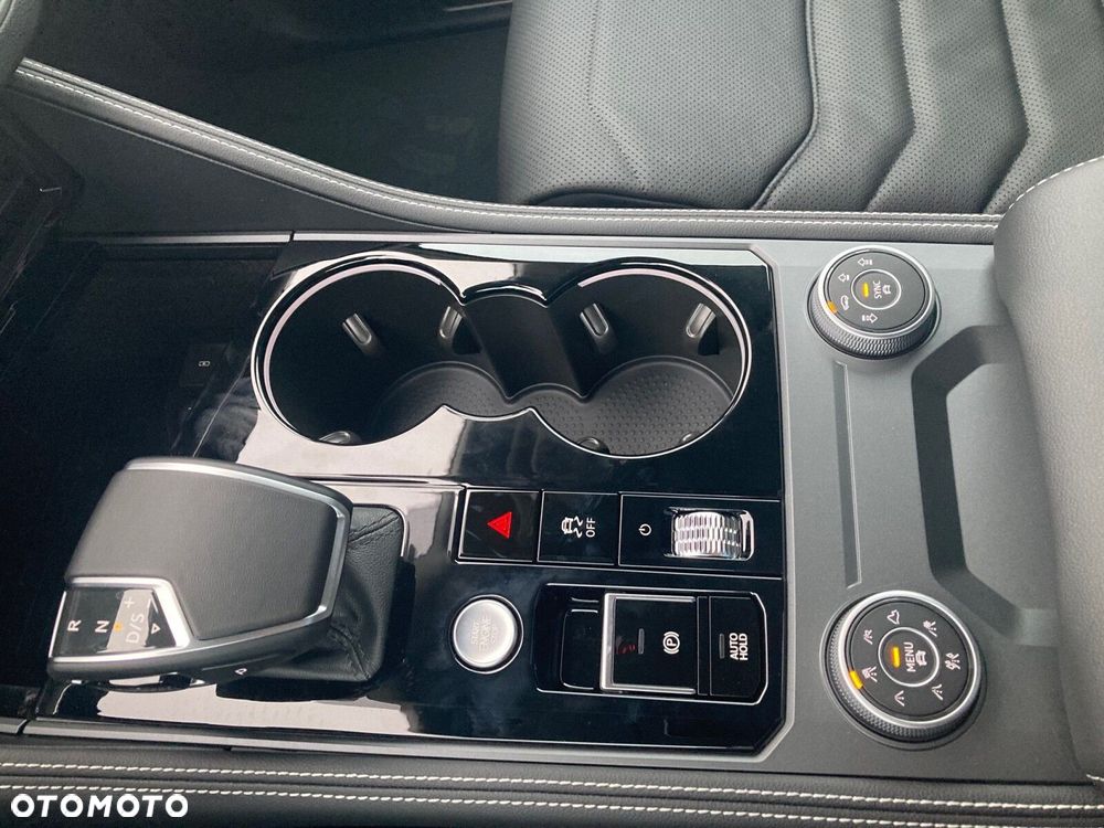 Volkswagen Touareg 3.0 V6 TDI 4Motion Elegance - 10