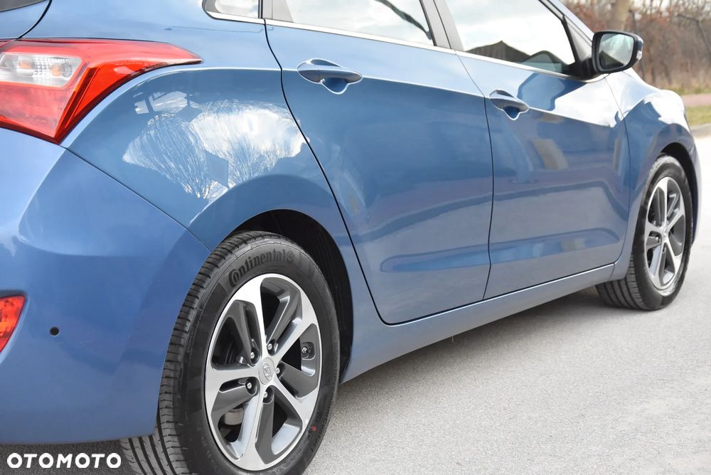 Hyundai i30 blue 1.6 GDI YES Gold - 20