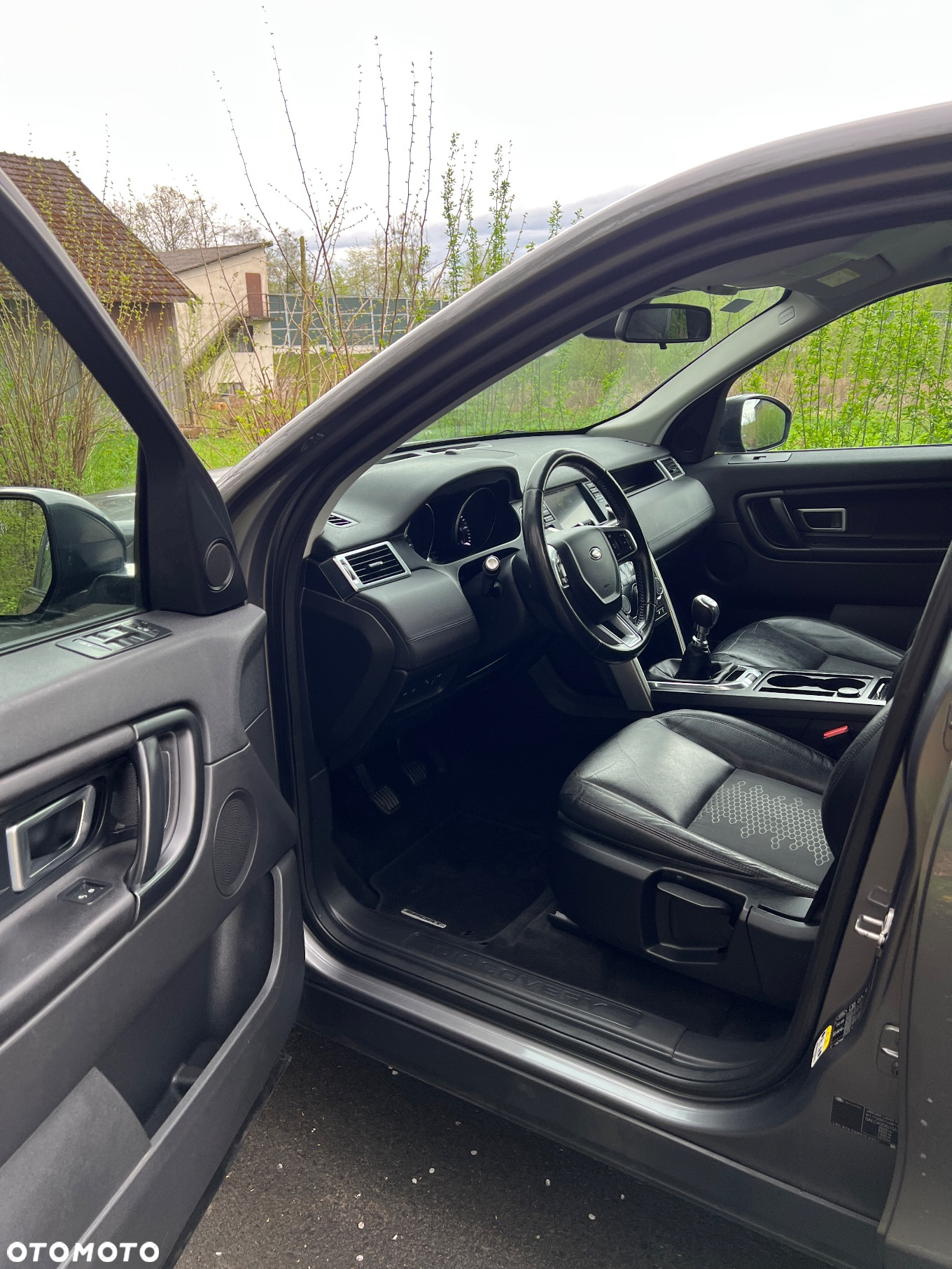 Land Rover Discovery Sport 2.0 TD4 HSE Luxury - 8