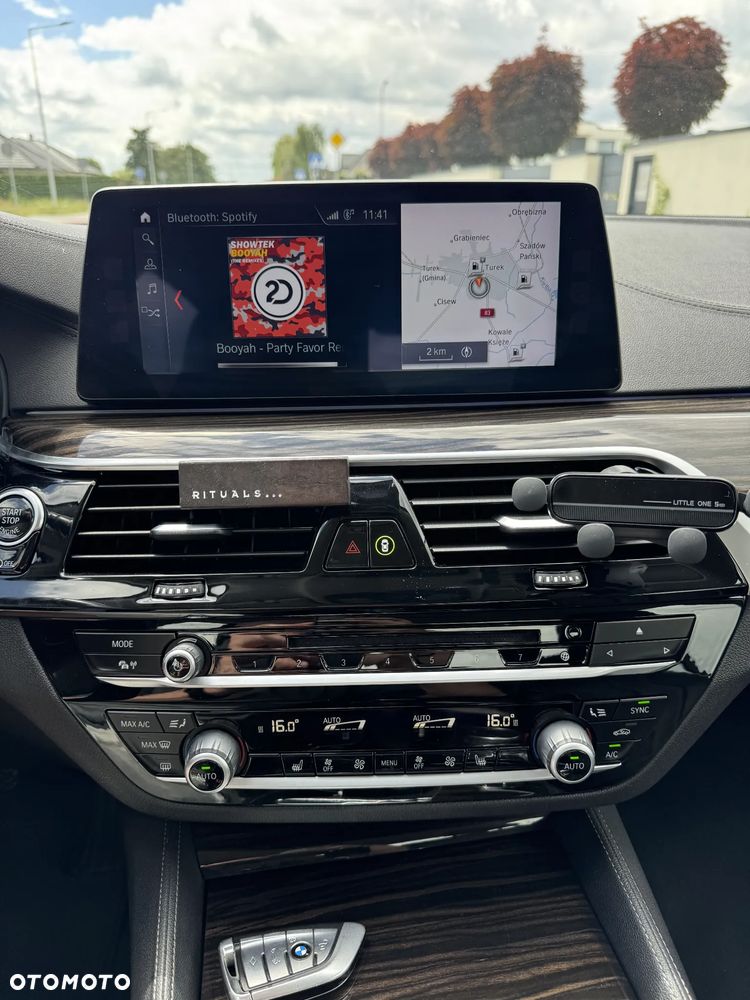 BMW Seria 5 520d Luxury Line - 16