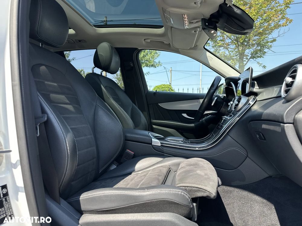 Mercedes-Benz GLC 300 e 4MATIC - 12