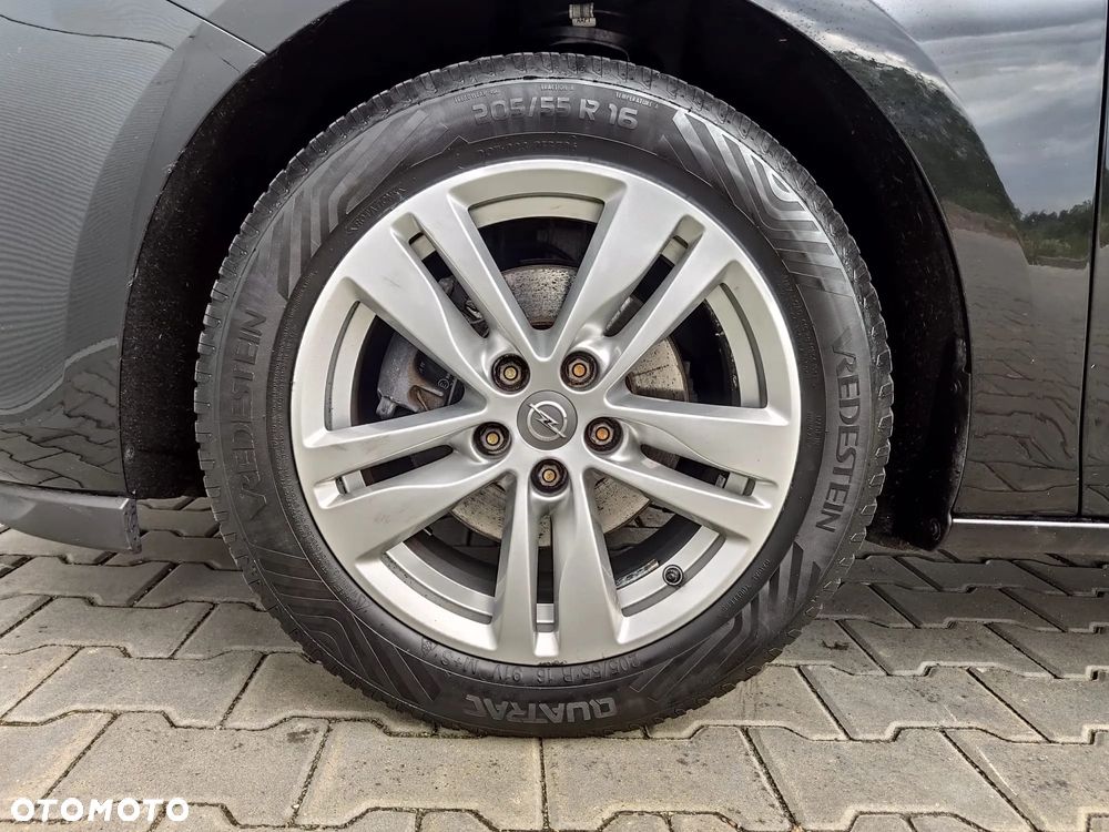 Opel Astra 1.4 Turbo Start/Stop Dynamic - 32
