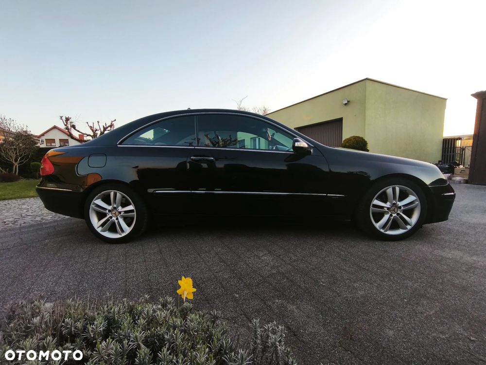 Mercedes-Benz CLK 220 CDI Automatik Avantgarde DPF - 4