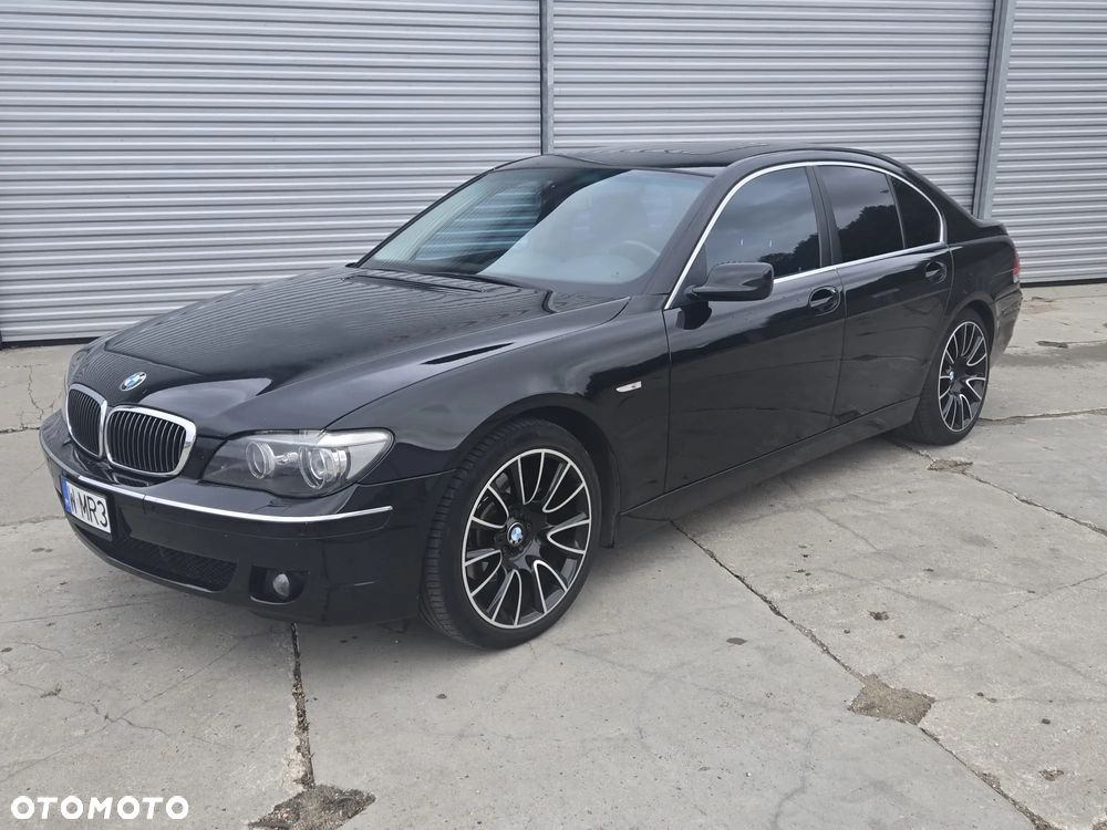 BMW Seria 7 740i - 7