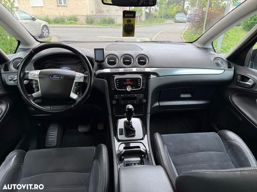 Ford S-Max - 7