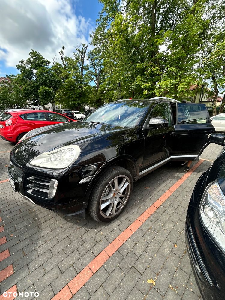 Porsche Cayenne - 3