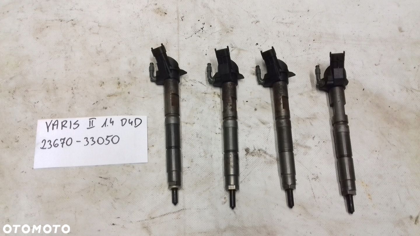 WTRYSKIWACZE 2367033050 TOYOTA YARIS 1.4 D4D - 1