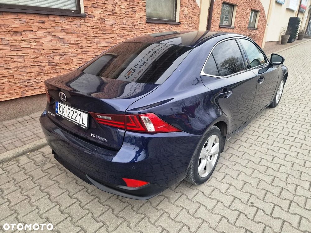 Lexus IS 300h Elegance - 7