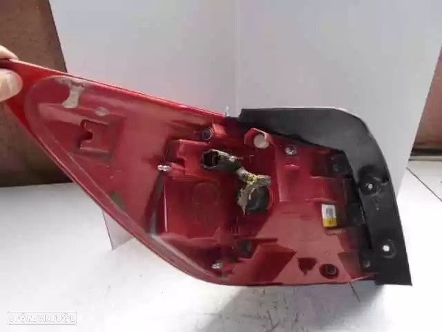 FAROLIM TRASEIRO DIREITO KIA SPORTAGE 2012 - - 3