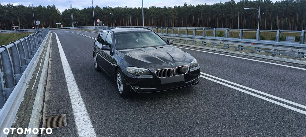 BMW Seria 5 520d - 4