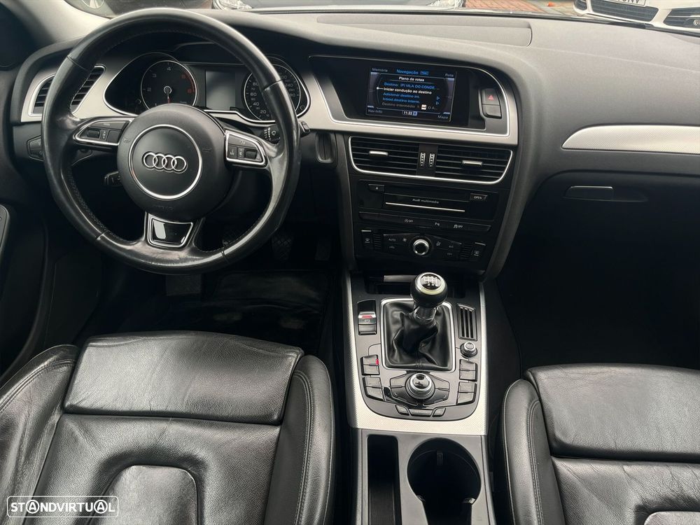 Audi A4 Avant 2.0 TDI Business Line S-line - 9