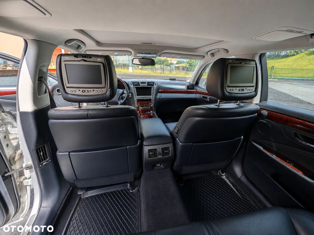 Lexus LS 460 Superior - 3