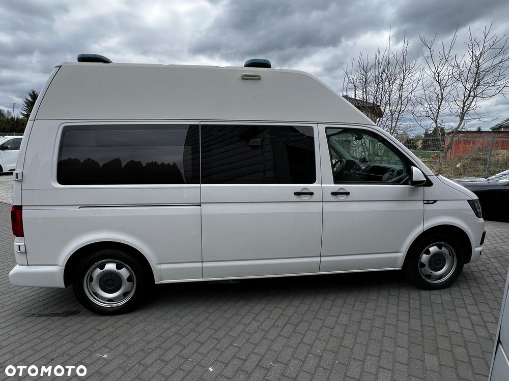 Volkswagen Transporter Caravelle DSG Lang Highline - 8