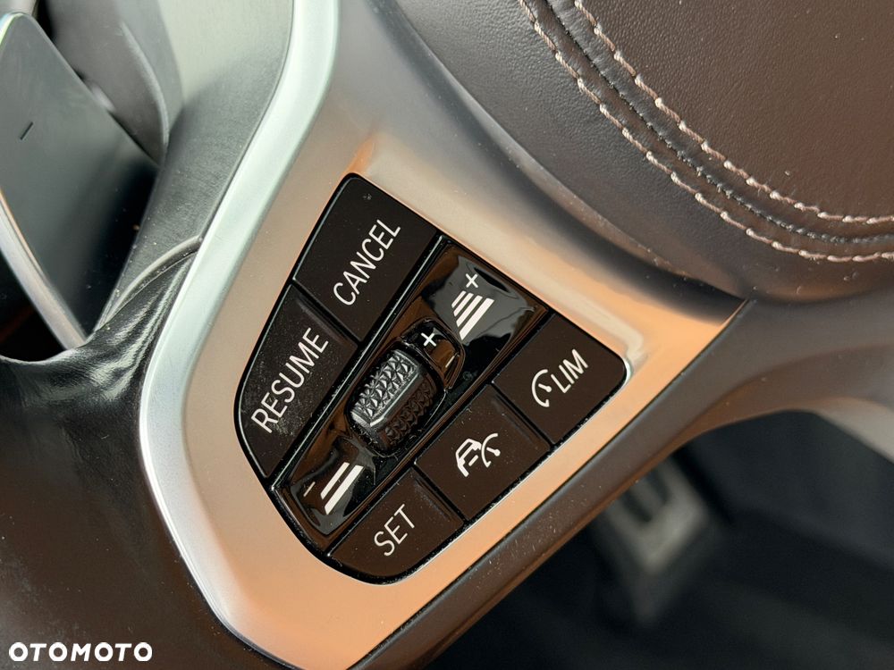 BMW X5 xDrive40i - 40