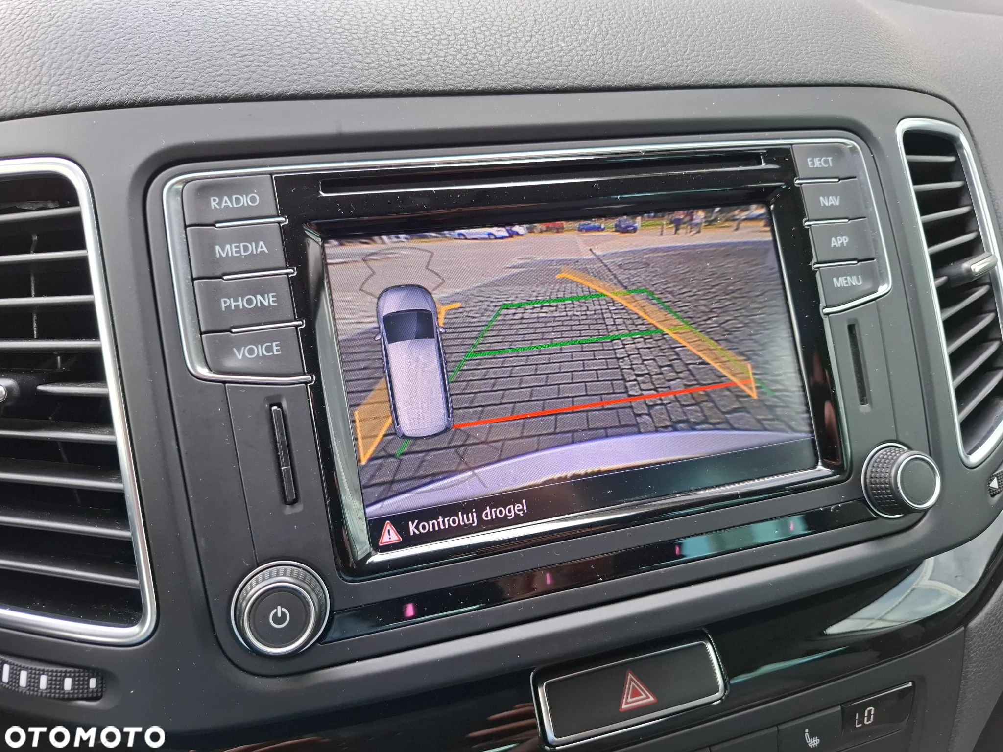Volkswagen Sharan 2.0 TDI Highline DSG - 17