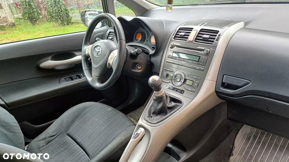 Toyota Auris - 6