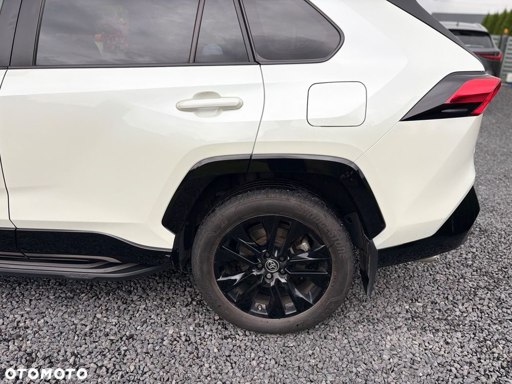 Toyota RAV4 - 13