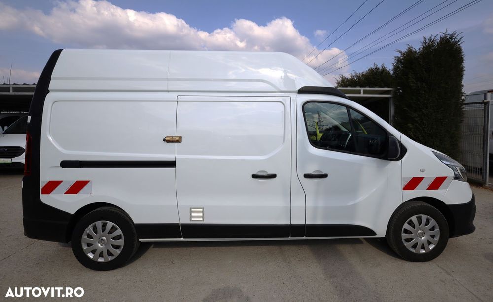 Renault Trafic - 8