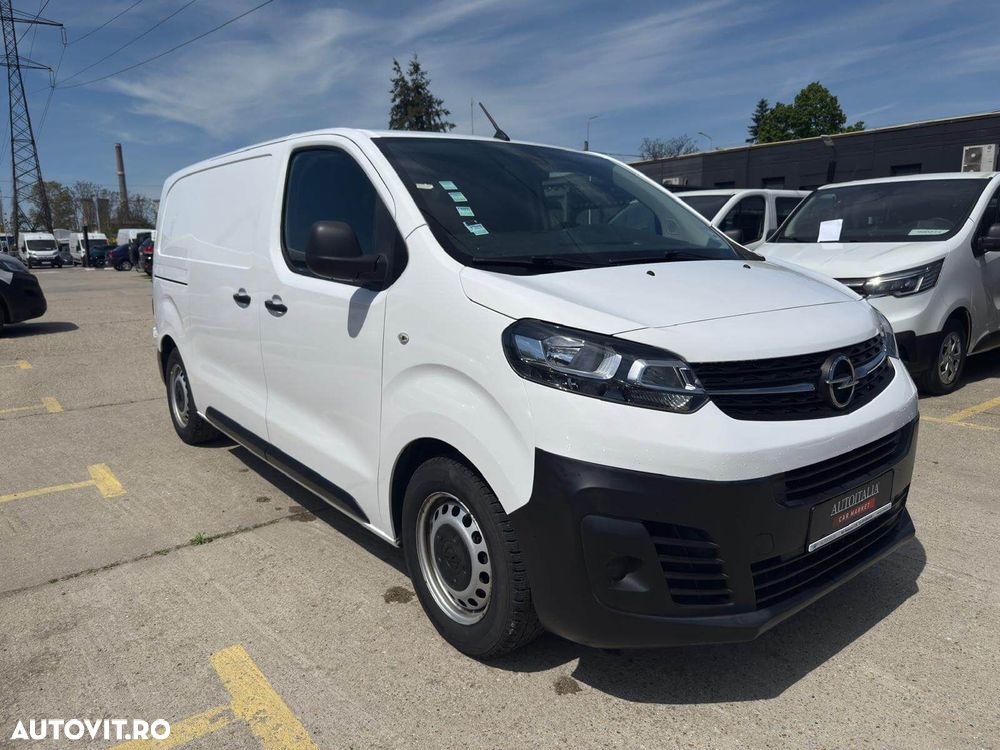 Opel Vivaro - 10