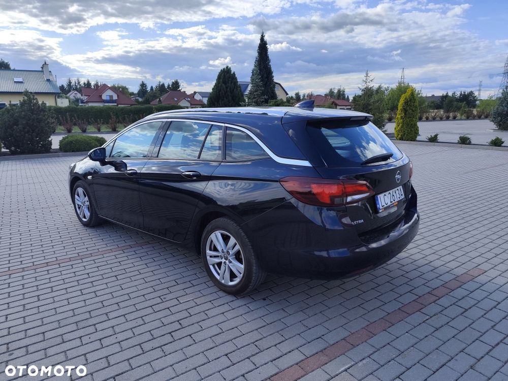 Opel Astra - 2