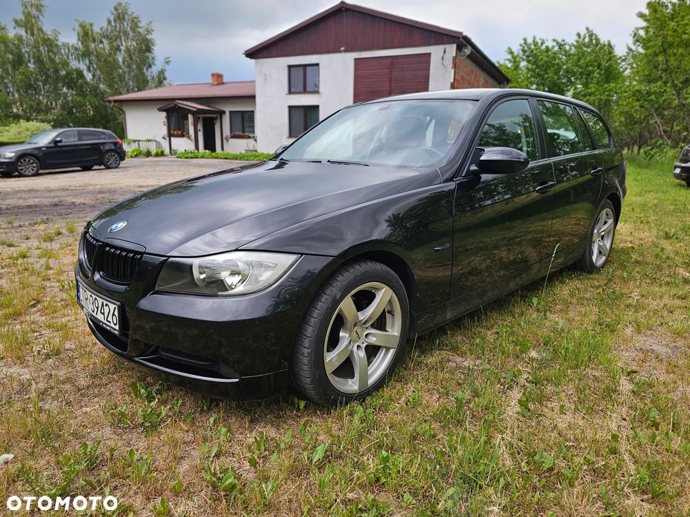 BMW Seria 3 318d - 4