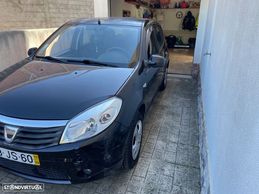 Dacia Sandero - 1