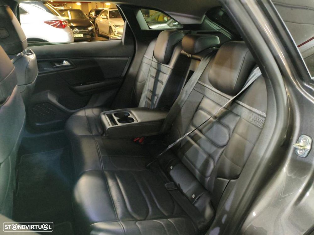 Citroën C5 X 1.6 Hybrid Shine Pack e-EAT8 - 11